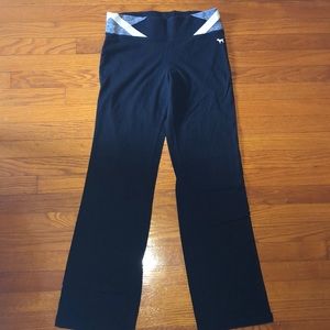 Victoria’s Secret yoga pants